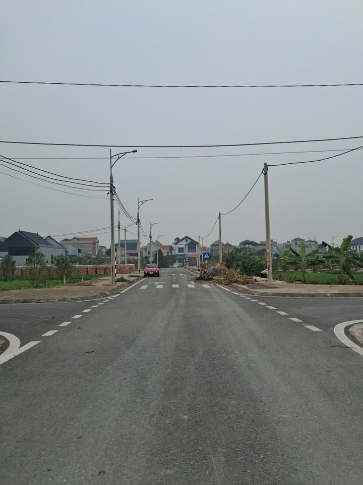 Lô đất 3 mặt thoáng Lê Hồng Phong, Phủ Lý 90.5m² giá 2.1 tỷ - Đầu tư sinh lời ngay!