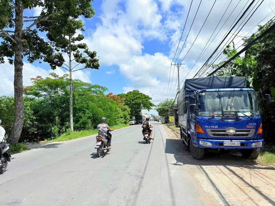 Đất nền đường Nguyễn Thị Định, Phú Khương Bến Tre 179m² - Cơ hội đầu tư tốt!