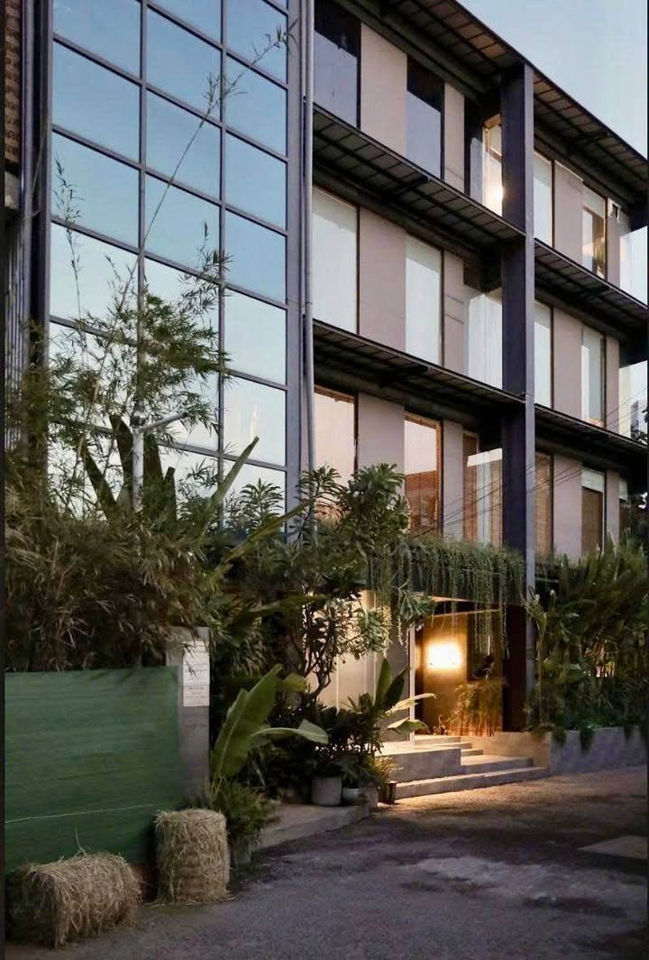 Cho thuê văn phòng lầu 1 Nguyễn Văn Hưởng, Thảo Điền 190m² chỉ 60 triệu/tháng - Không gian làm việc lý tưởng!