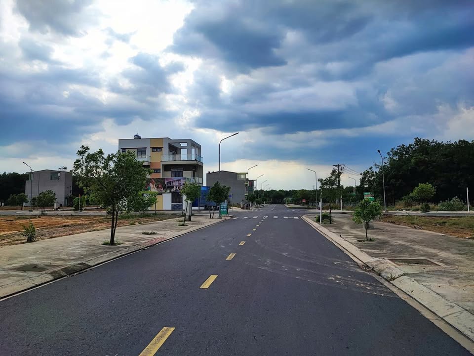 Đất nền Bàu Bàng 100m² giá chỉ 350 triệu - Sổ hồng sang tên ngay!