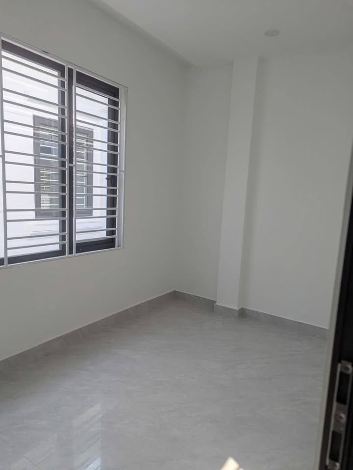 Nhà 3 tầng độc lập tại 654 Thiên Lôi, Hải Phòng - Giá chỉ 3 tỷ