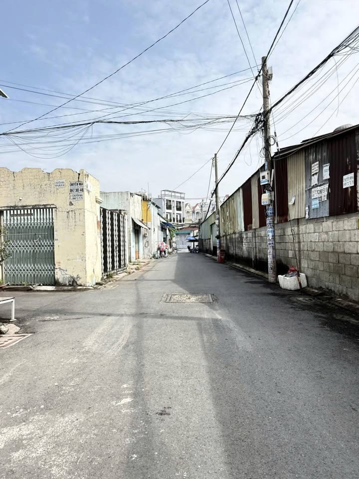 Nhà cấp 4 Nguyễn Ảnh Thủ Q12 91m² giá 4 tỷ - Gần trung tâm tiện lợi!