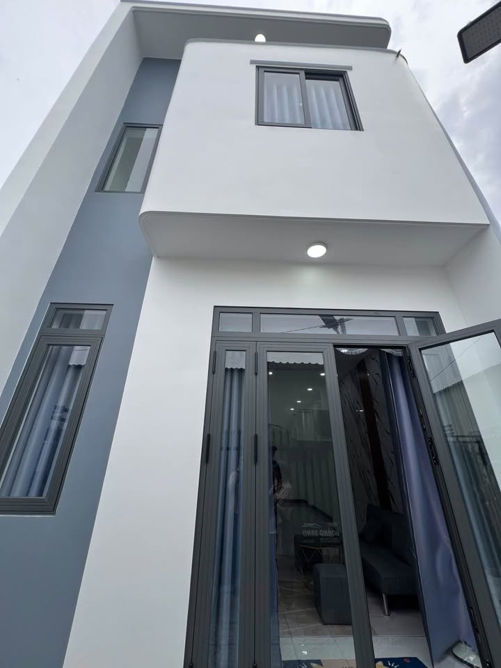 Nhà 1 trệt 1 lầu tại Hẻm Hai Bà Trưng, An Giang - Giá 1.39 tỷ, nội thất đầy đủ!