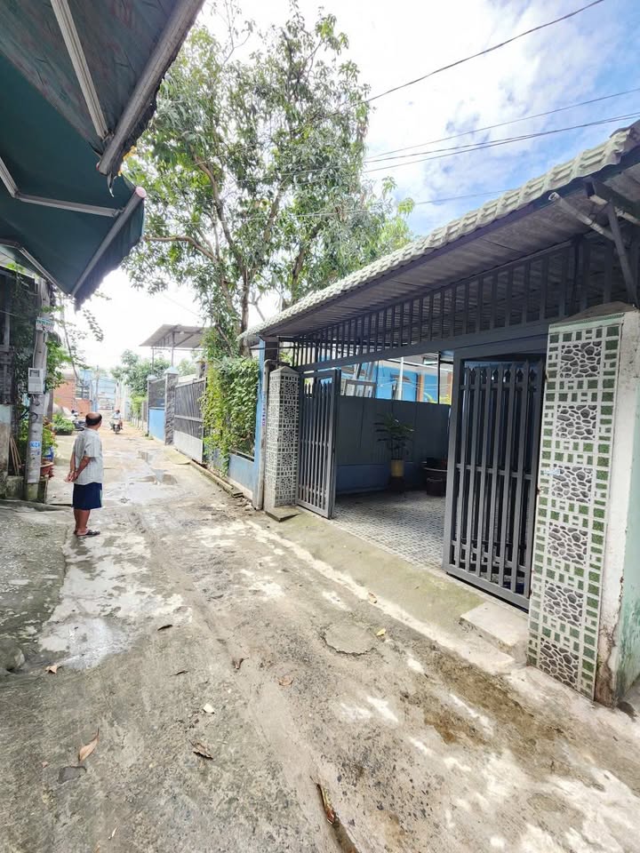 Nhà cấp 4 Tân Đông Hiệp, Dĩ An 136m² giá 3.99 tỷ - Sổ hồng riêng, hỗ trợ vay ngân hàng!