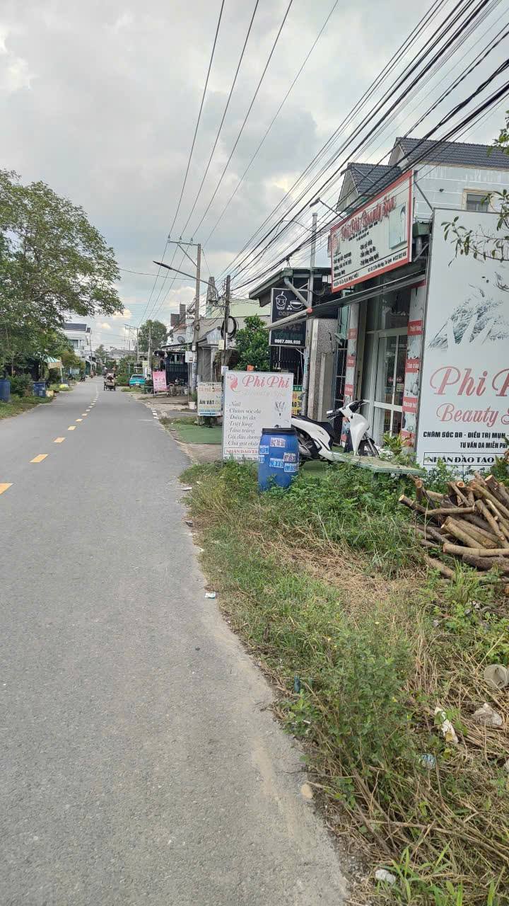 Đất thổ cư 125m² tại khu tái định cư Phú Chánh, Tân Uyên - Giá ưu đãi chỉ 2 tỷ!