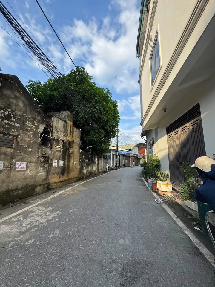 Nhà 6 tầng thang máy An Khánh 56m² giá 10 tỷ - Ô tô tránh, tiện ích xung quanh!