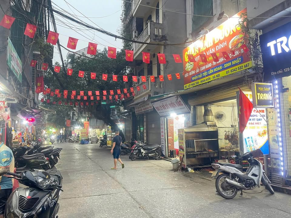 Bán gấp FrontHouse Phúc Tân 60m² giá 18.7 tỷ - Mặt phố kinh doanh sầm uất!