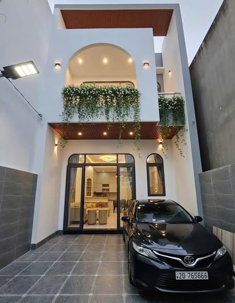 Nhà phố Trảng Dài 517m² giá 3.58 tỷ - Phong cách hiện đại ngay chợ Phú Thọ!