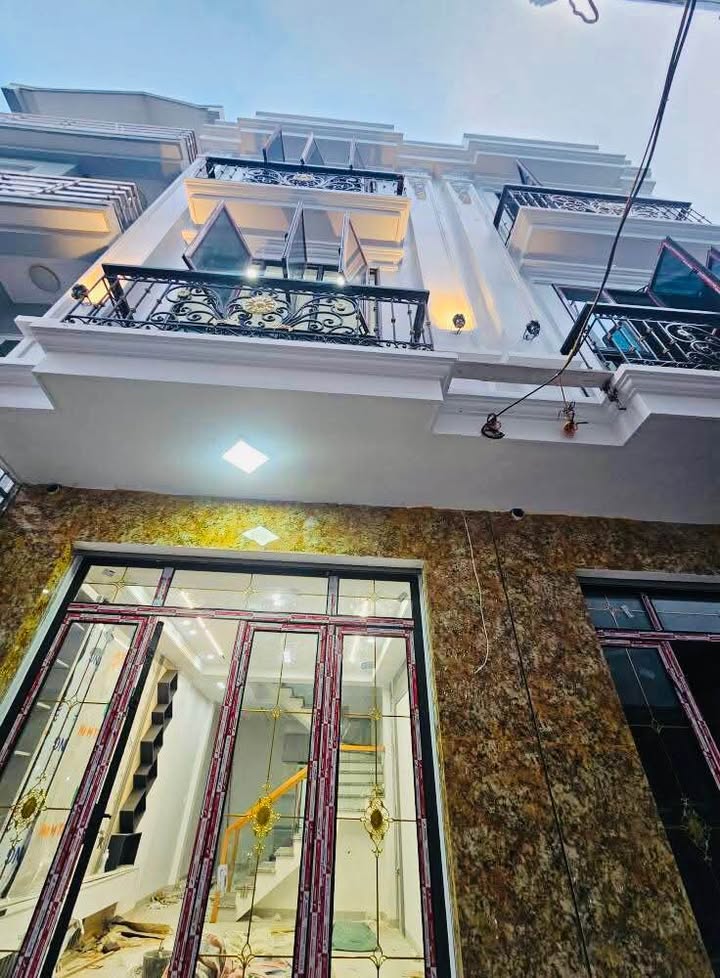 Nhà đẹp 4 tầng tại Thiên Lôi, Hải Phòng 51m² giá 4 tỷ - Sẵn sàng vào ở!