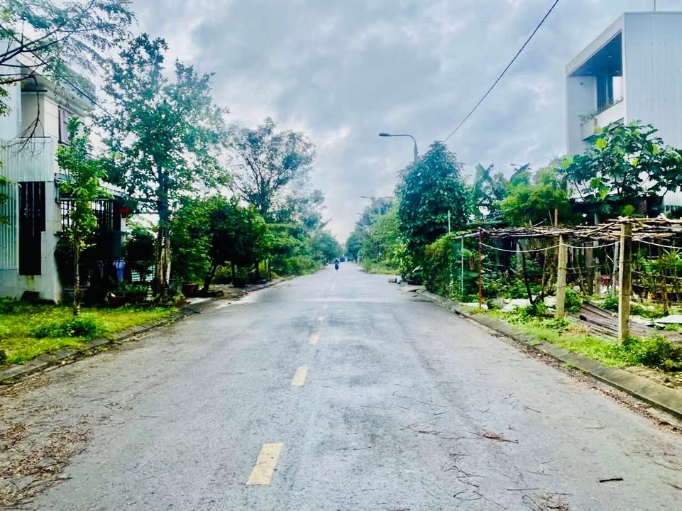 Đất nền Hòa Liên 100m² giá 1.65 tỷ - Tiềm năng đầu tư vượt trội!