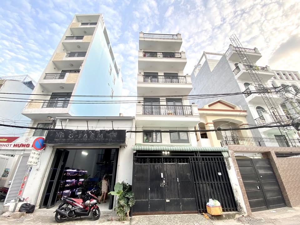 Nhà mặt tiền Nguyễn Thượng Hiền, Bình Thạnh 121m² giá 20 tỷ - Đầu tư sinh lời ngay!