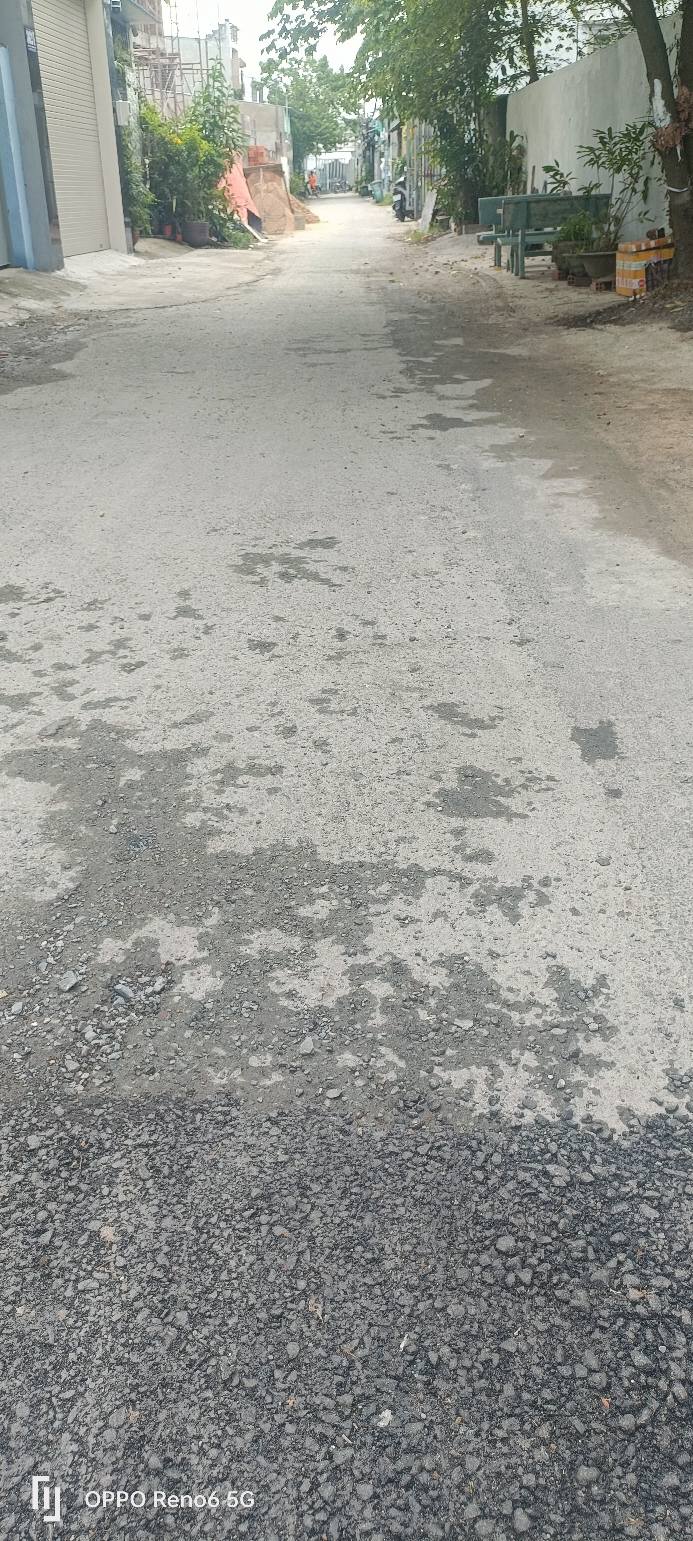 Nhà 2 tầng Tân Xuân Hóc Môn 140m² giá 7.6 tỷ - Sổ hồng riêng, hoàn công đầy đủ!