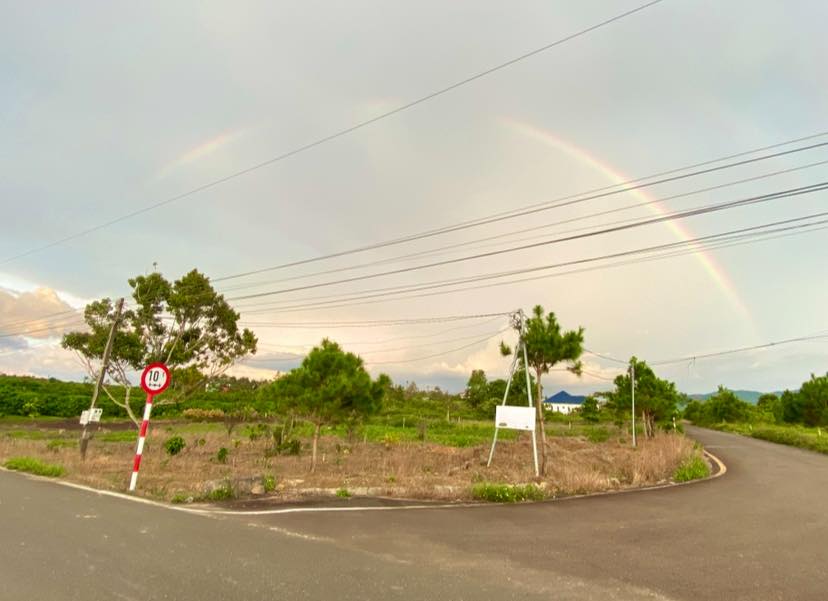 Đất thổ cư 400m² đường Lê Thị Riêng Bảo Lộc 8360m² giá chỉ 17.5 tỷ - Cơ hội đầu tư hấp dẫn!