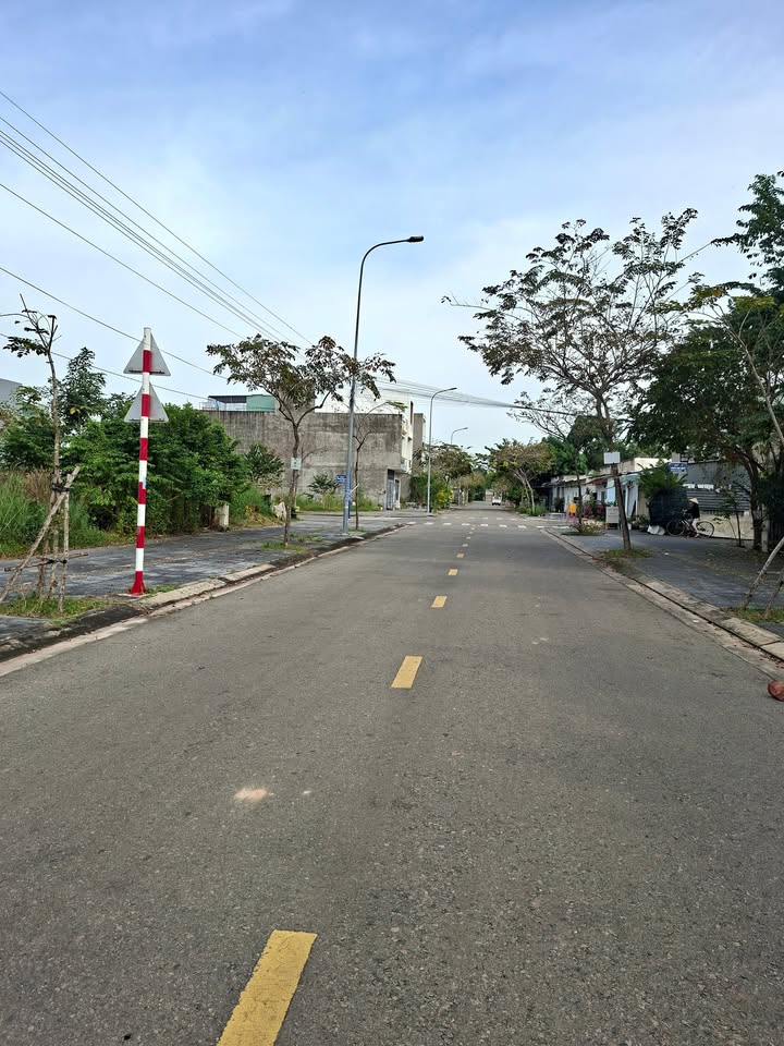 Đất nền Bà Rịa - Vũng Tàu 105m² giá 2.88 tỷ - Thổ cư 100%, sổ đỏ chính chủ!