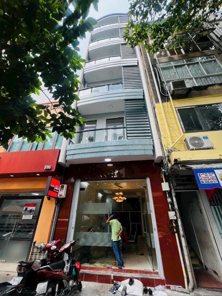 FrontHouse mặt tiền Nguyễn Công Trứ, quận 1, 67m² giá 43 tỷ - Nhà mới 100%!