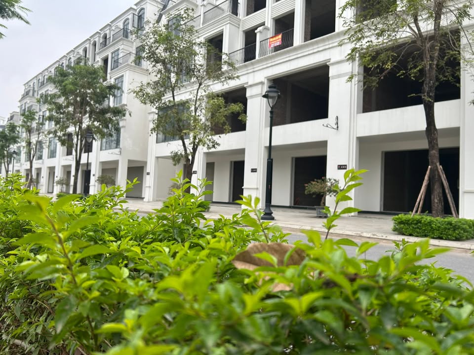 Nhà liền kề LK19 Hinode Royal Park 100m² giá 17 tỷ - Đầu tư sinh lời ngay hôm nay!
