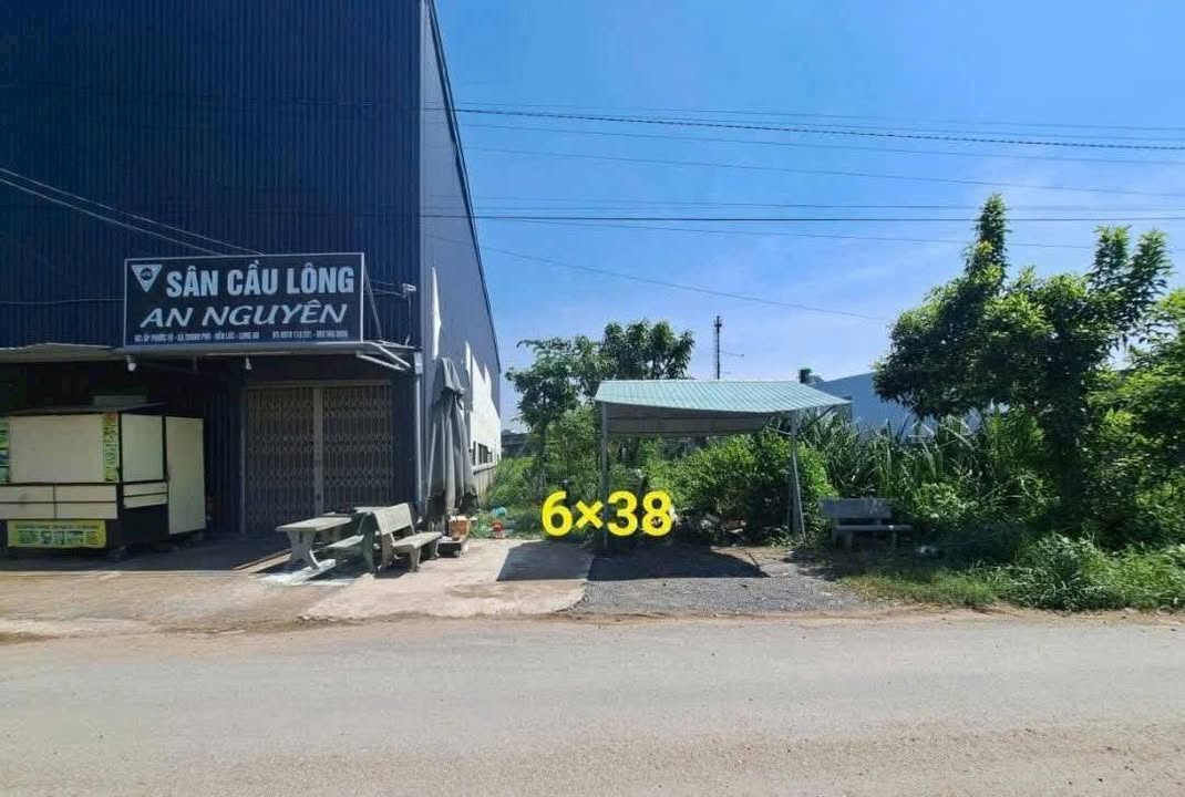 Đất nền 227m² mặt tiền đường Nguyễn Văn Nhâm - Bến Lức, giá 4.65 tỷ - Cơ hội đầu tư sinh lời!