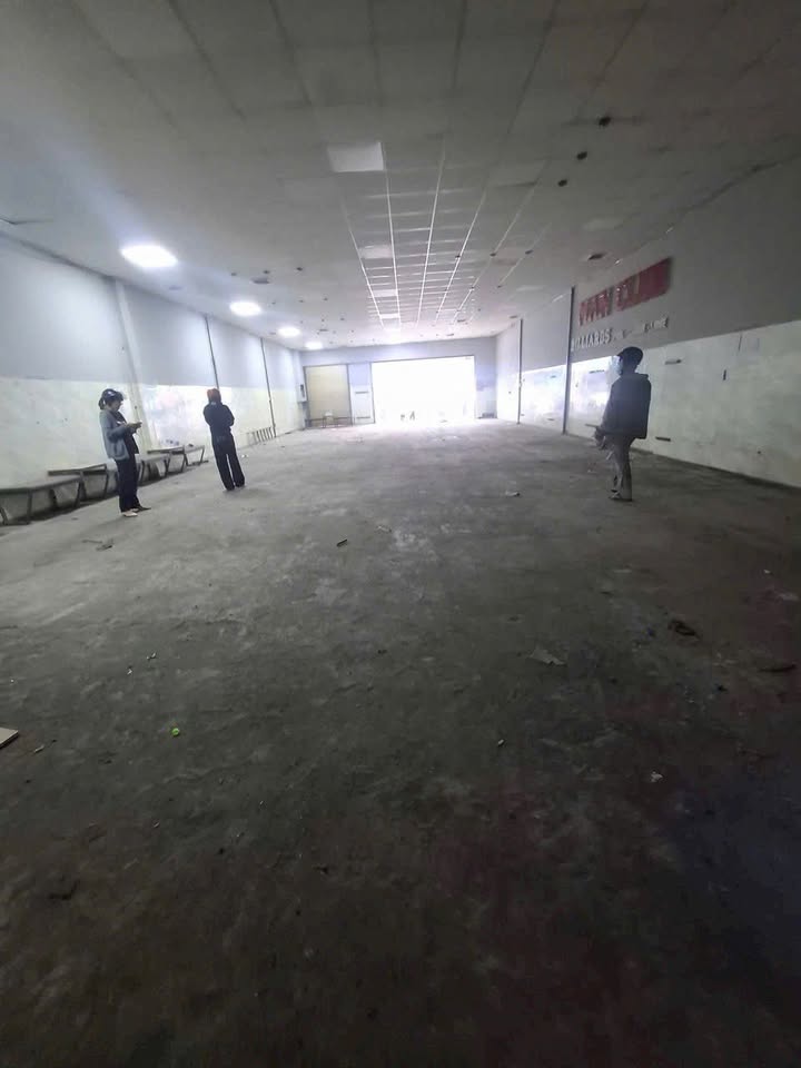 Nhà nguyên căn cho thuê tại Bình Trị Đông, Bình Tân 210m² giá 40 triệu - Vị trí sầm uất lý tưởng!