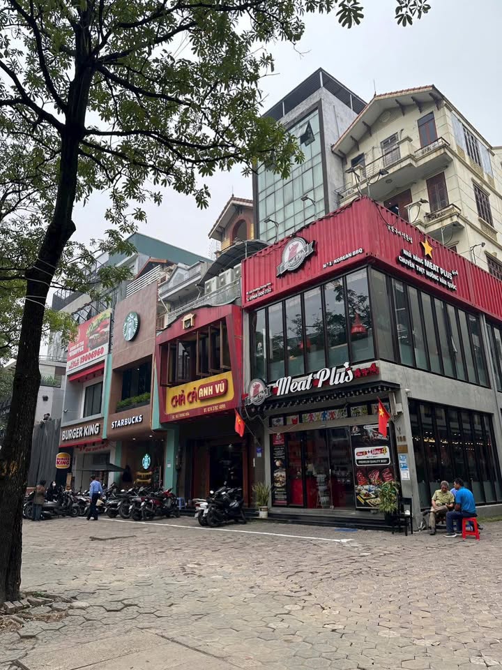 Mặt bằng kinh doanh lô góc 350m² tại Trung Hòa - Vũ Phạm Hàm - Đầu tư sinh lời ngay!