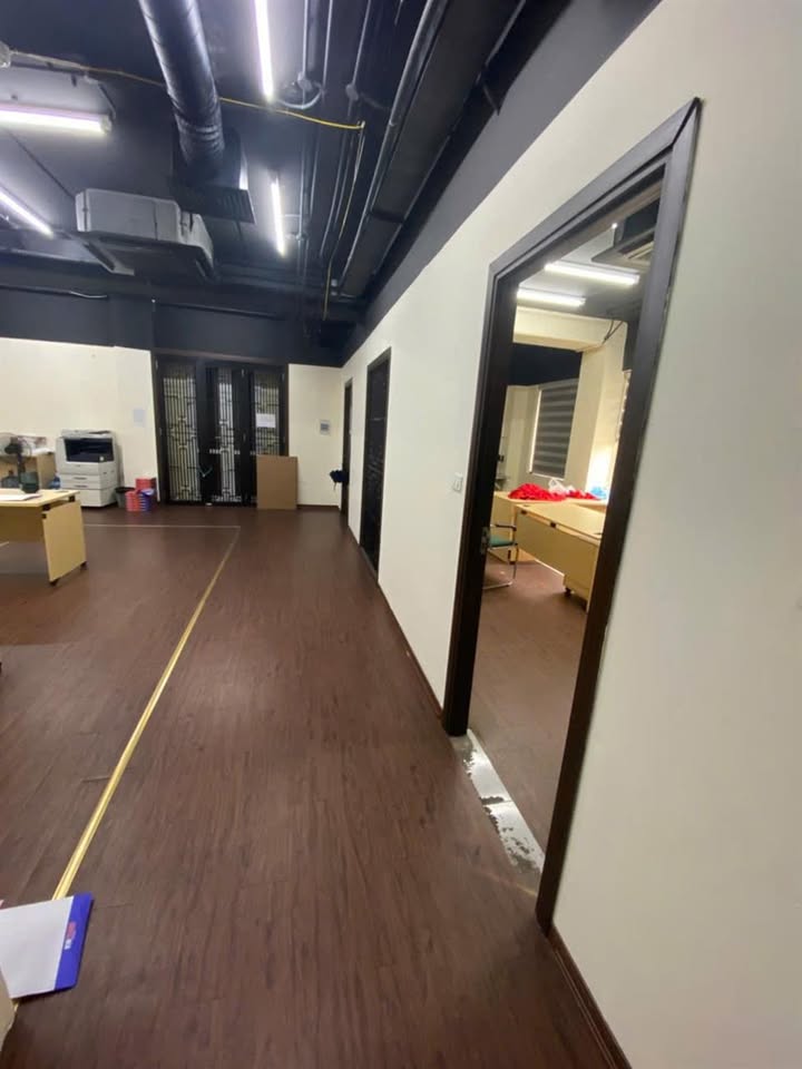 Văn phòng cho thuê tại Vimeco 1, Phạm Hùng, 208m² - Giá tốt chỉ 45 triệu/tháng!