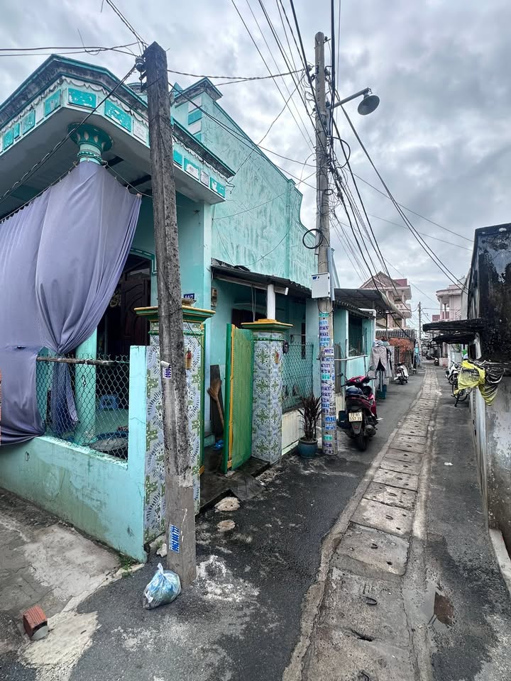 Nhà hẻm nhựa Phước Hải 87m² giá 2.2 tỷ - Gần biển chỉ 200m!