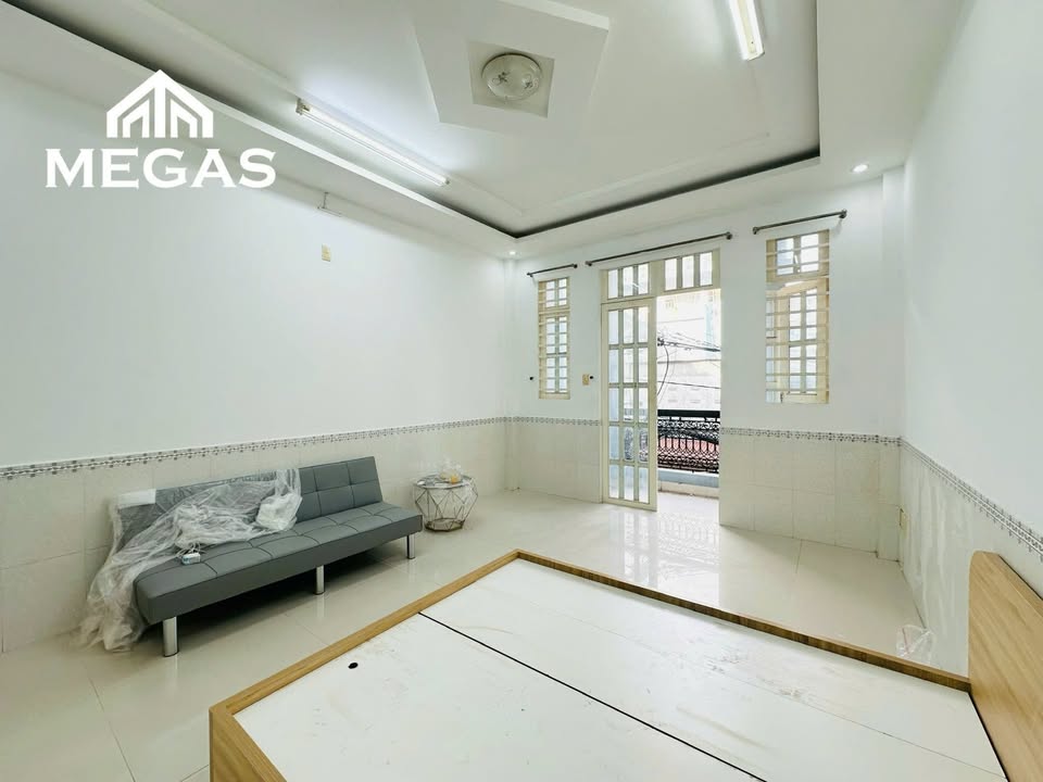 Căn hộ cao cấp đường Khuông Việt, Tân Phú - Ban công riêng thoáng mát, an ninh tốt!