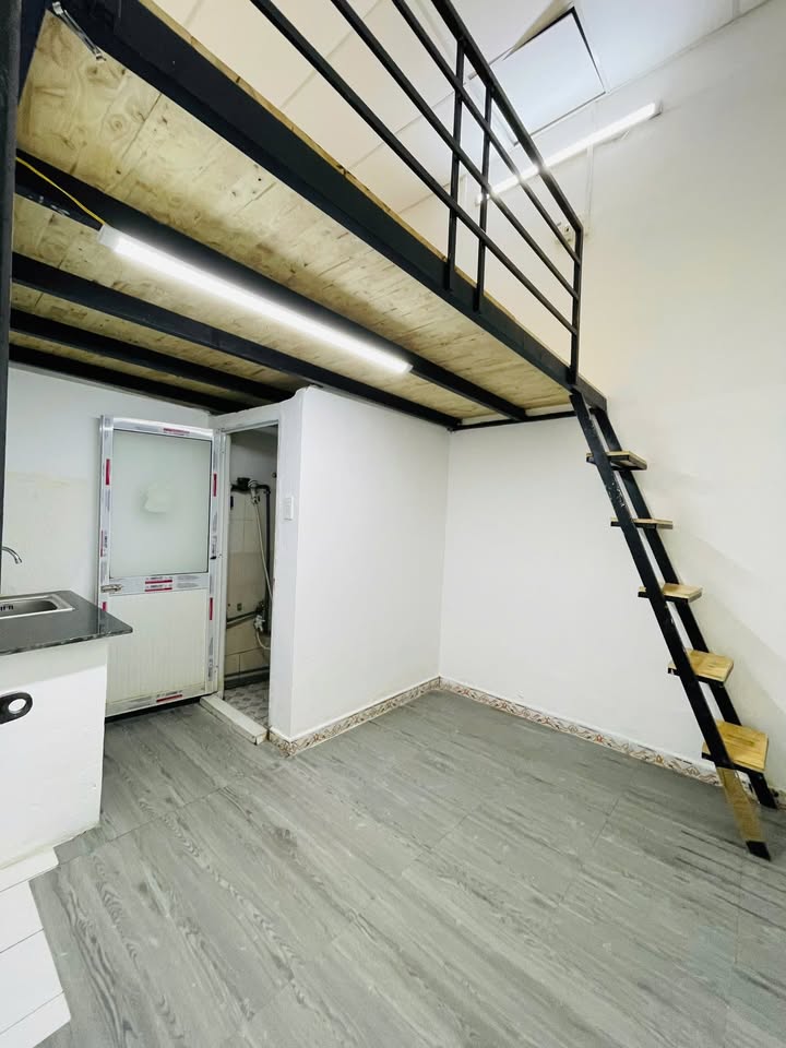 Phòng cho thuê 580 Bình Long, Tân Quý, Tân Phú - Chỉ 2.8 triệu/tháng!