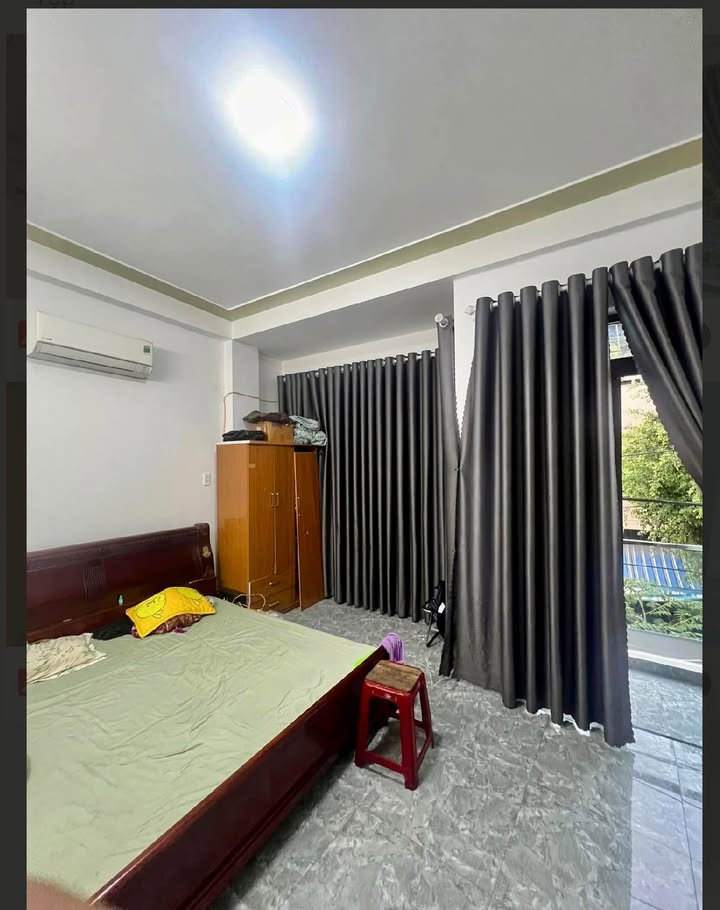 Nhà mặt tiền kinh doanh Nguyễn Thái Học 30m² giá 3.6 tỷ - Đầu tư sinh lời ngay!