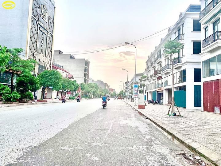 Nhà phố Trâu Quỳ Gia Lâm 85m² giá 13 tỷ - Đầu tư sinh lời ngay!