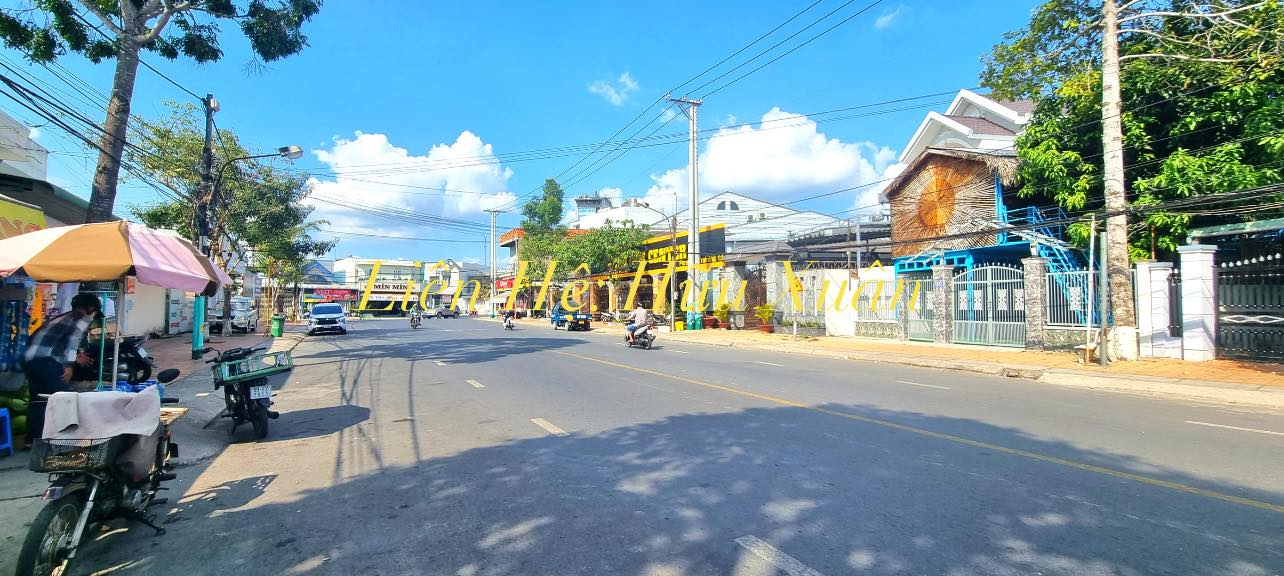 Nhà cho thuê mặt tiền đường Trần Hưng Đạo 70m² - Phù hợp kinh doanh, văn phòng!