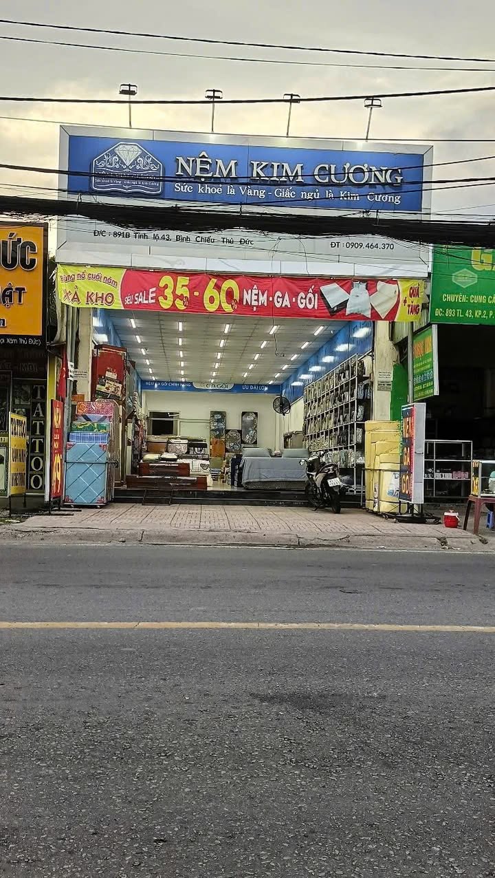 Nhà mặt tiền Tỉnh Lộ 43, Thủ Đức 199.6m² giá 18.5 tỷ - Vị trí đắc địa, kinh doanh thuận lợi!