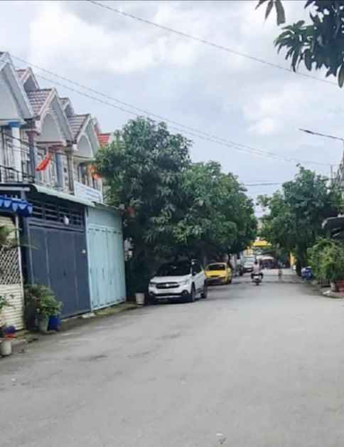 Nhà đẹp Thủ Đức 109m² giá 5.4 tỷ - Hẻm xe hơi thông thoáng!