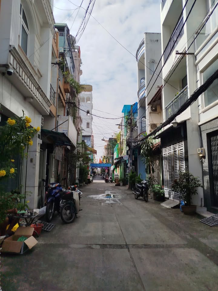 Nhà phố Hẻm xe hơi Nguyễn Cảnh Chân Quận 1 32m² giá 11.2 tỷ - Đầu tư sinh lời ngay!