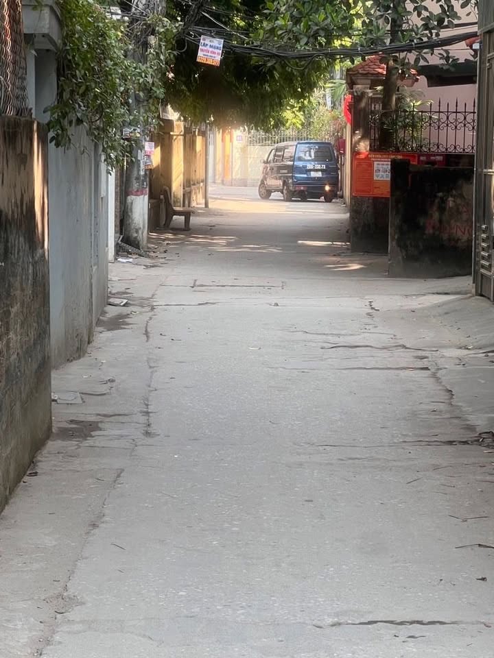 Đất nền Định Công, Hoàng Mai 50m² giá 8 tỷ - Sổ đỏ chính chủ, thương lượng mạnh!