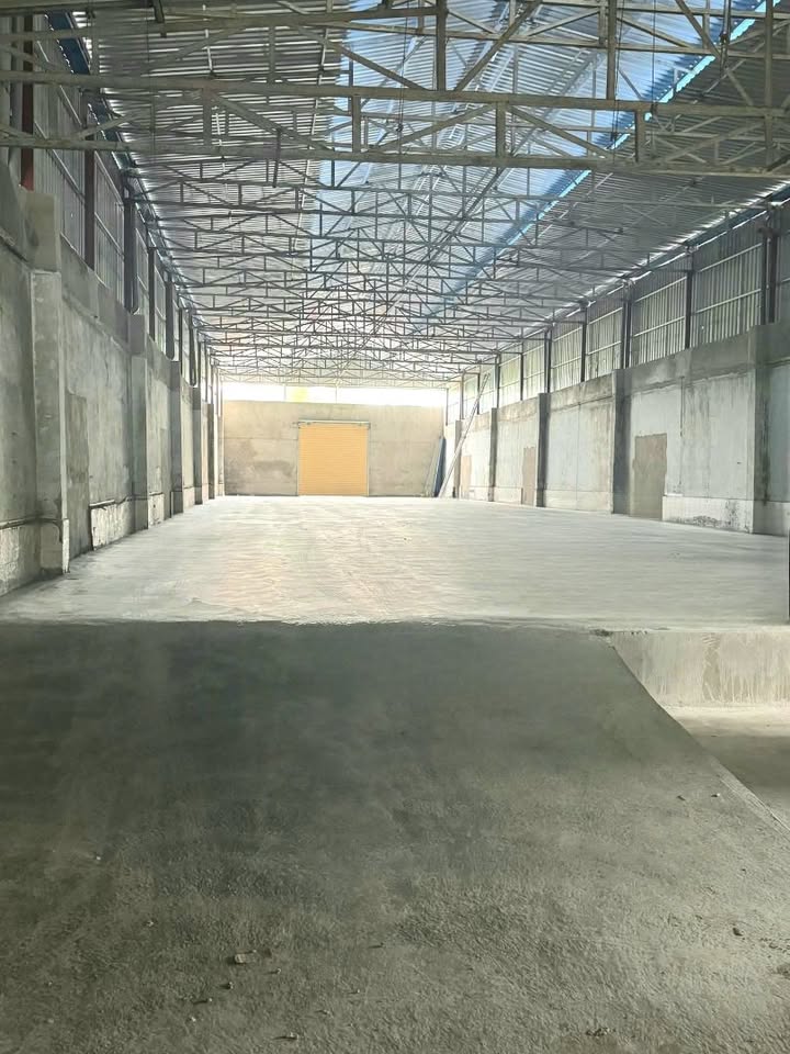 Kho xưởng cho thuê tại Nhị Bình, Hóc Môn 700m² - Vị trí đắc địa, giá tốt!