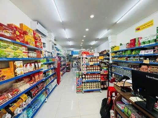 Mặt bằng cho thuê đường Nguyễn Thái Học, quận Hải Châu - Thông suốt, thoáng đãng cho kinh doanh!