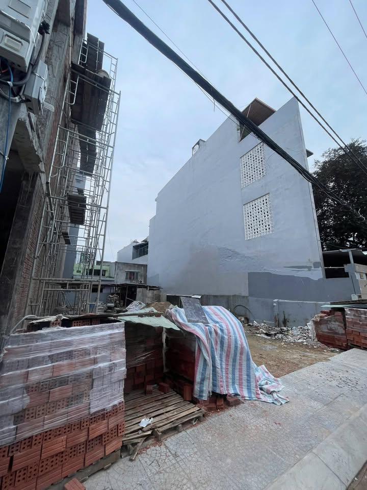 Bán lô đất đường Trần Tấn, Hải Châu, 147m² chỉ 10.5 tỷ - Vị trí đắc địa, cơ hội đầu tư sinh lời!