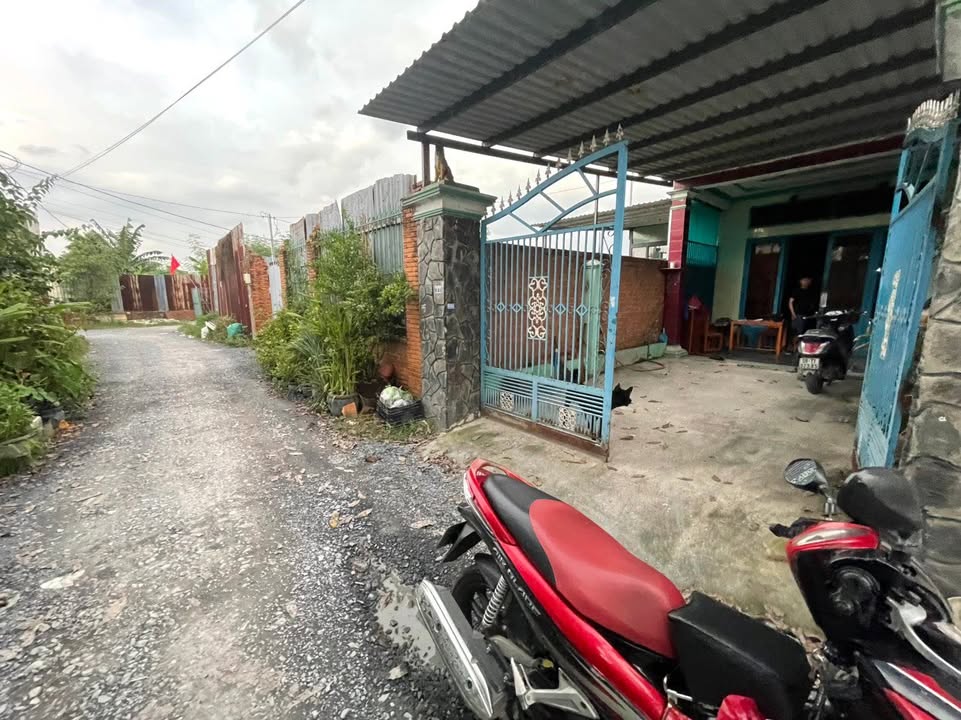 Nhà bán đường Nguyễn Thị Thảnh, xã Thới Tam Thôn, Hóc Môn 170m² - Sổ hồng riêng, giá 3 tỷ thương lượng!