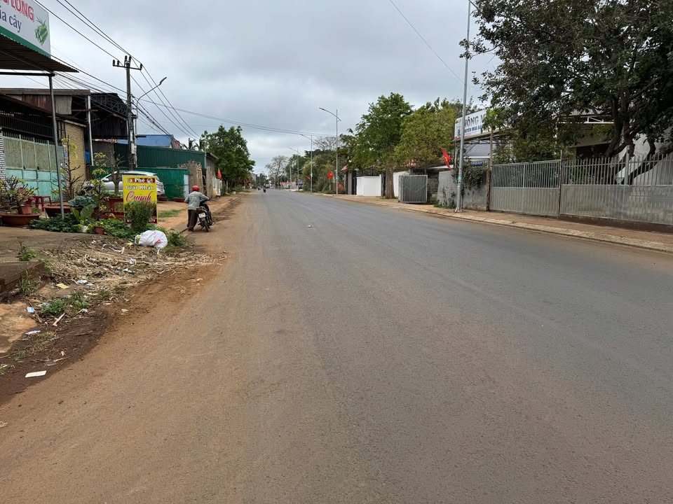 Bán lô đất đẹp đường KA4, xã Ea Tu, 600m² giá 6 tỷ - Vị trí đắc địa, full tiện ích!