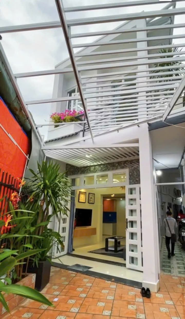 Nhà phố + Dãy phòng trọ 10 phòng Nguyễn Ảnh Thủ, Hiệp Thành, Q12 - Dòng tiền ổn định!