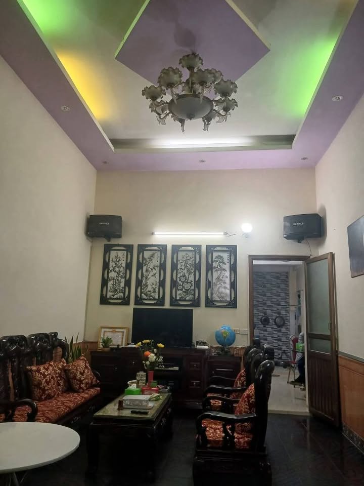 Nhà 2 tầng chính chủ bán tại Phạm Sư Mạnh, 107m² giá 5 tỷ - Vị trí trung tâm đắc địa!