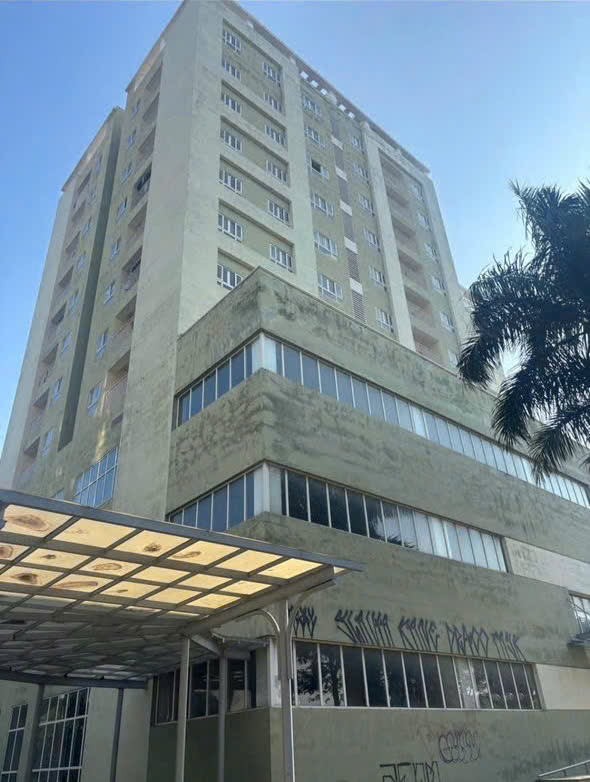 Căn hộ Chung cư Lý Sơn Long Biên 48m² giá 2 tỷ - Sổ đỏ sang tên ngay!