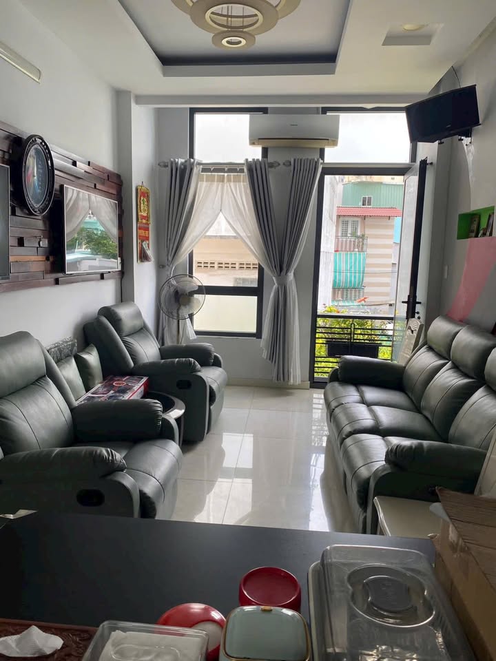 Nhà hẻm ô tô Cư xá Phan Đăng Lưu quận Bình Thạnh 44m² giá 7.85 tỷ - Nội thất đầy đủ, tiện nghi!