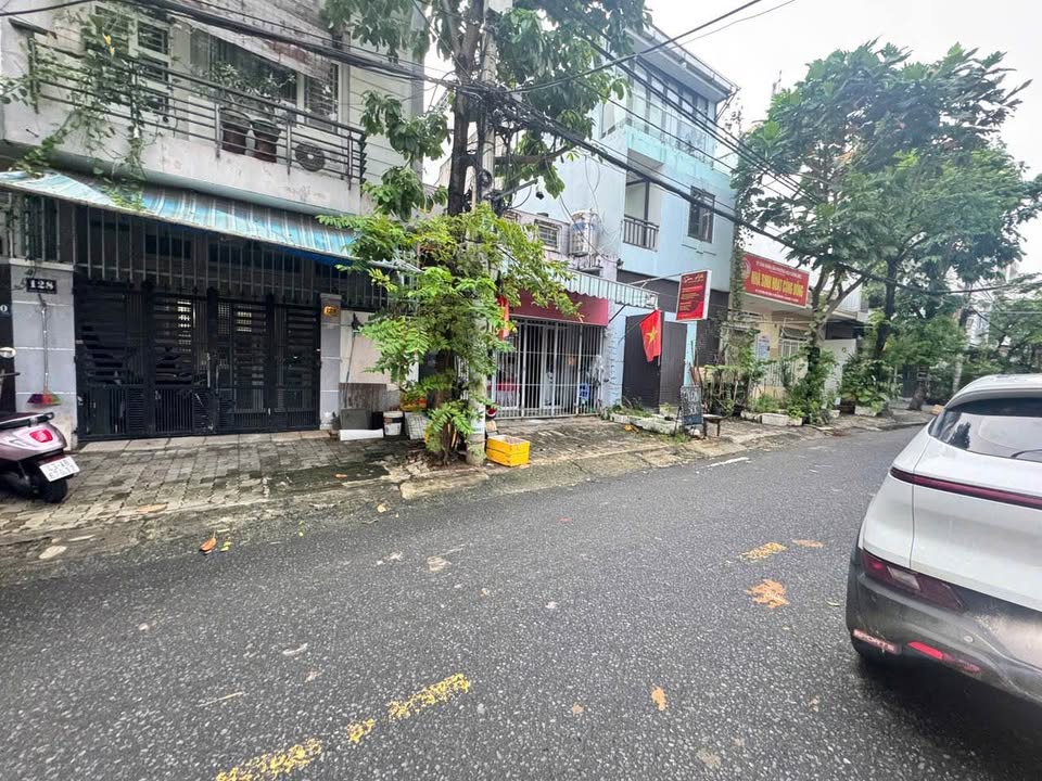 Đất nền đường Bùi Xương Trạch, quận Cẩm Lệ 160m² giá 6.7 tỷ - Khu vực yên tĩnh, tiện xây dựng!