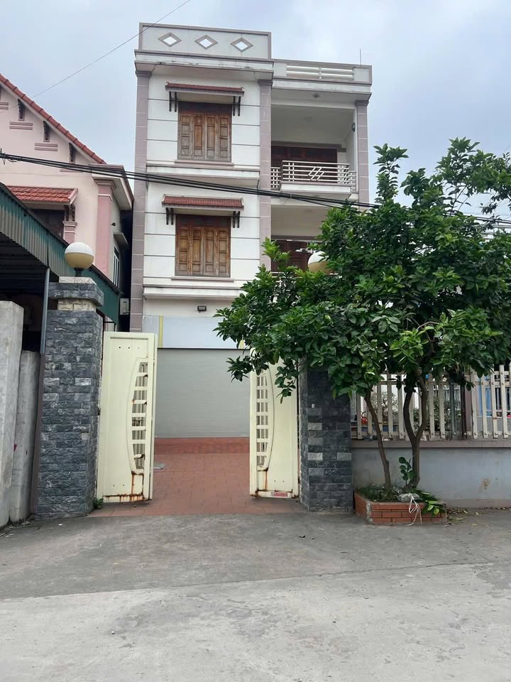 Nhà 3 tầng tại Nam Hưng, Hải Dương 163m² chỉ 2 tỷ - Sẵn sàng dọn vào ở ngay!