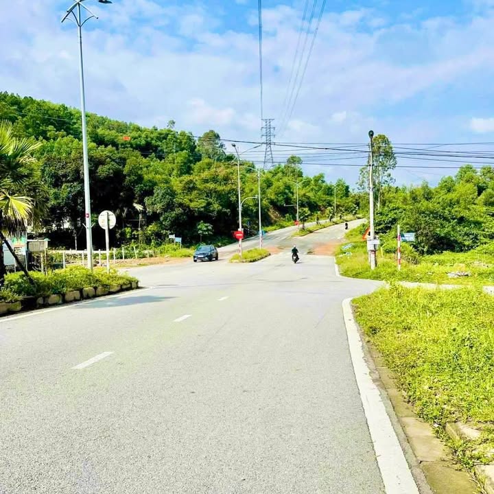 Đất mặt tiền đường Phùng Lưu, Thủy Dương 100m² giá 2 tỷ - Tiềm năng kinh doanh lớn!