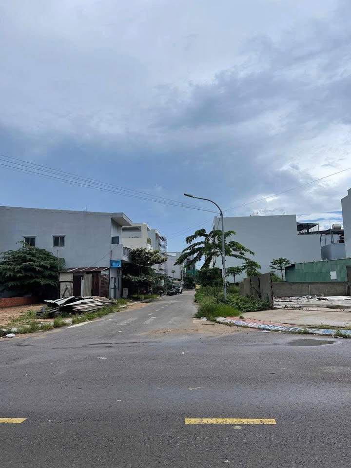 Đất mặt tiền TVSMT Nhơn Bình Quy Nhơn 100m² giá 3.9 tỷ - Sổ đỏ chính chủ!