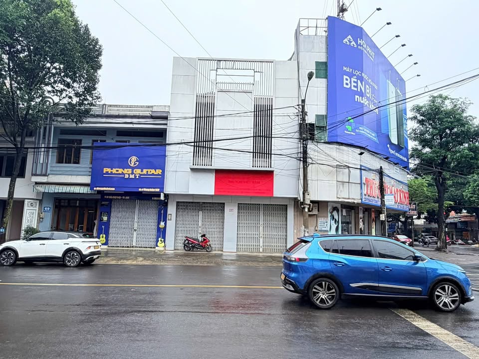 Nhà 3 tầng cho thuê mặt tiền Trần Nhật Duật 136m² giá 30 triệu - Phù hợp làm văn phòng, spa!