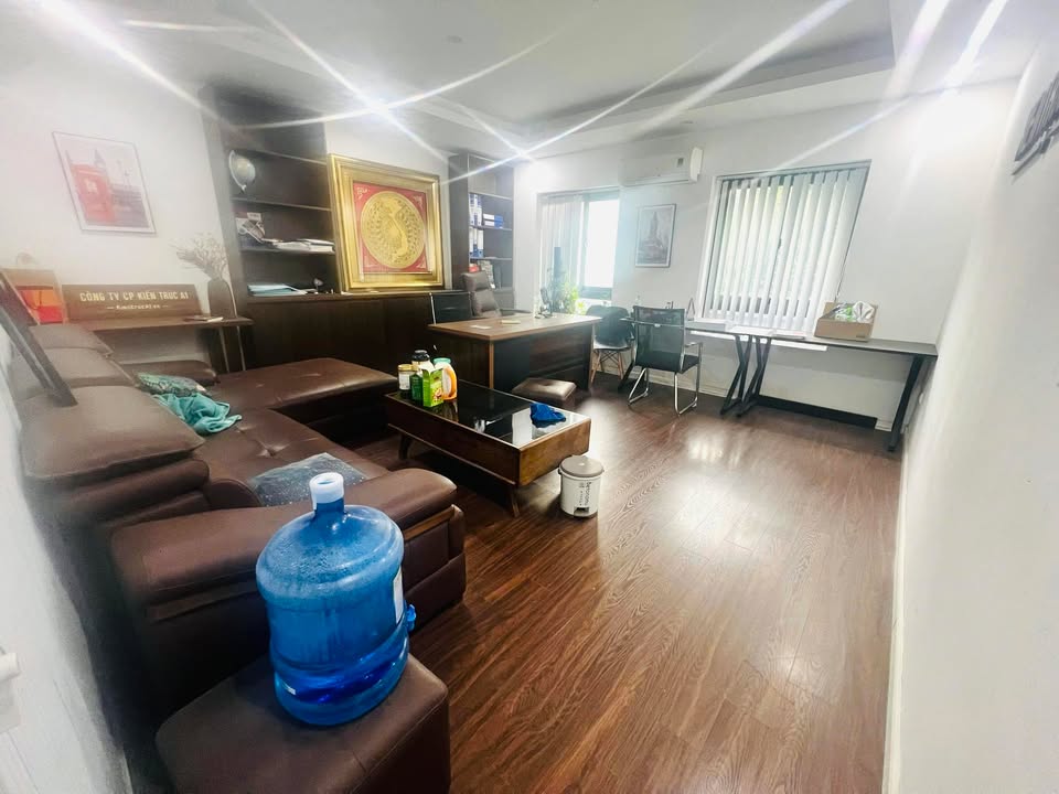 Văn phòng cho thuê tại La Casta Văn Phú 35m² giá chỉ 5 triệu - Không gian làm việc lý tưởng!