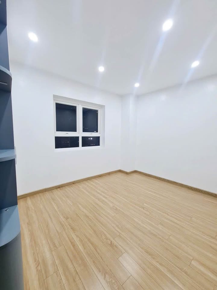 Chung cư A14 Nguyễn Chánh 63m² - Căn hộ sạch đẹp, vào ở ngay!